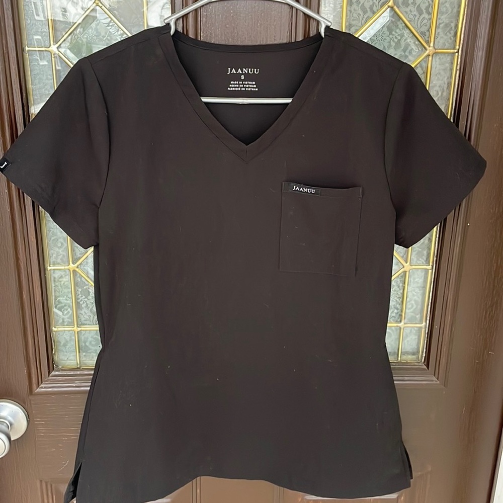 Women’s scrub set